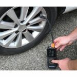 Mini compressore ricaricabile senza fili - ACCIAIO DI PRECISIONE - 10 bar - Gonfiatore per auto e biciclette - USB-C - immagine 3