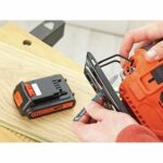 Seghetto alternativo a batteria BLACK+DECKER 18V - BDCJS18E1-QW - Azione a pendolo integrata - Dispositivo di soffiaggio - immagine 4