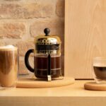 Caffettiera a pressa francese - BODUM - CHAMBORD - 0,5 L - 4 tazze - Acciaio inossidabile - immagine 2