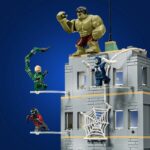 LEGO | Marvel 76350 Scontro leggendario tra Spider-Man e Hulk - Giocattolo interattivo - immagine 3