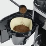 Macchina per caffè filtro con macinacaffè integrato - SEVERIN - KA4814 - Macchina da caffè con touchscreen - Caraffa termica da 8 tazze - Nero/Acciaio inox - immagine 3