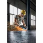 BOSCH PROFESIONNAL 800W angle grinder - 125 mm + 2 diamond discs + box - Image 3