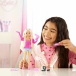 BARBIE Dream Team "Malibu" - Doll and 8 accessories - Barbie - HYC21 - Image 6