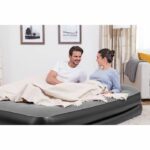 Inflatable bed - BESTWAY - Tritech 2P - 2 places - 203x152x46 cm with integrated electric pump - Image 2