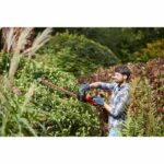 BLACK & DECKER Hedge Trimmer 60cm 550W BEHTS451 - Image 3