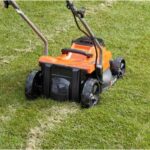 BLACK & DECKER 18V LITHIUM Cordless Lawnmower 33 cm - 2.5Ah - 2 batteries - 1 charger - BCMW3318L2-QW - Image 3