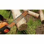 Corded Chainsaw - BLACK+DECKER - BECS1835-QS - 1800 W - 35 cm - Tool-free chain tensioner - Image 3