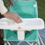 BRIGHT STARS Pop N Dine - High chair for baby meals, foldable, portable, travel, lightweight, easy to clean, carrying bag included – Bild 4