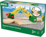 BRIO World - 33750 - Magnetic Level Crossing - Image 3