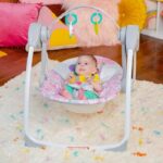 Portable and compact swing - BRIGHT STARTS - Pink Paradise - Automatic swing with music - Unisex - Newborns+ - Image 2