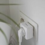 Set of 2 mini sockets - CHACON - On/Off - 2300 W (FR) + remote control - White - Image 2