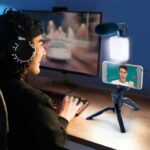 Vlogging kit - Studio Creator - Podcast & Vlogging kit with light and microphone - INF 033 - Canal Toys - Image 4