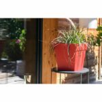 EDA Tuscan Square Flower Pot - 32 x 32 x H 32 cm - 22 L - Ruby Red - Image 2