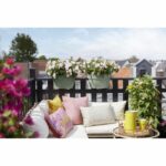 Elho - Flower pot - Vibia Campana Flower Bridge 40 - Pistachio green - Outdoor balcony - L 26 x W 39 x H 22 cm - Image 2
