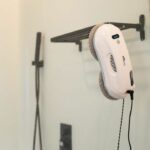 Window cleaning robot - EZICLEAN - Windobot S3 Max - 72 W - 40 ml tank - 1.25 m cable - White - Image 3