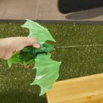 Green Symbiote Hydro-Wings box set, 10 cm figurine with vehicle, superhero toys for children aged 4 and up - Image 4