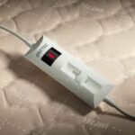 Heated Mattress Topper - Imetec - Bed Warmer for Double Bed 150 x 137 cm - 2 Controls with 2 Temperatures - Washable - Image 4