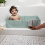 Foldable baby bath - INGENUITY - Portable - Waterproof lining - Easy to clean - Image 3