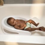 INGENUITY Baby Bath Seat, Comfort & Safety, Soft and Non-Slip Base - Can be used from birth to 6 months - Image 5