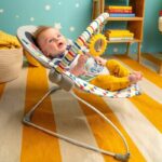 DISNEY BABY Mickey Deckchair with vibrating seat Happy Triangles - Image 4