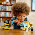 LEGO DUPLO Construction 10931 Truck and Backhoe - Image 4