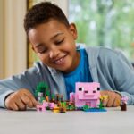 LEGO Minecraft 21268 Piglet's House - Building Game for Girls Ages 7 and Up - Image 5