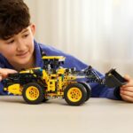 LEGO Technic 42209 Volvo L120 Electric Wheel Loader - Game for Boys Ages 9 and Up - Image 5