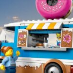 LEGO City 60452 Donut Food Truck - Building Toy for Boys Aged 5 - Image 5