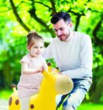 Inflatable jumping giraffe - Lexibook - 45 cm H - Manual pump included - From 3 years old - Image 4