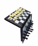 Magnetic board game - 8 games in 1 box - Image 2