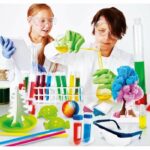 Super Reactions Lab - Science Kit - I'M A GENIUS - 30 Experiments, Surprising Effects - Image 3