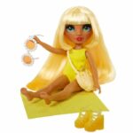 Rainbow High Swim & Style - Jointed fashion doll 27 cm - Sunny (Yellow) - Swimsuit + Pareo - from 4 years - Image 2