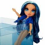 Rainbow High Swim & Style - Jointed fashion doll 27 cm - Skyler (Blue) - Swimsuit + Pareo - from 4 years - Image 4