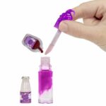 Yummiland - 1 10 cm doll and a glittery gloss to create - Greta - Grape Flavor - From 4 years old - Image 2