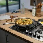 Brigade - 28 cm stainless steel frying pan - LIVOO - MEP159 - Triply stainless steel - Suitable for all hobs including induction - Made in France - Image 6