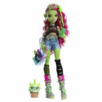 Monster High Venus McFlytrap Doll with Chewlian and Accessories HRP81