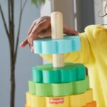 Fisher-Price HXT77 10 Piece Wooden Ring Stacker - Image 6