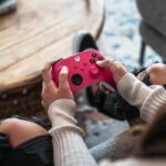 Wireless xbox controller - Bluetooth - Deep Pink - Xbox Seriesx | S, Xbox One, Windows 10 PC, iOS and Android phones - Image 3
