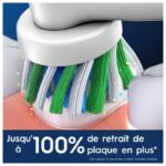 Oral-B Pro Cross Action Toothbrush Heads, Pack of 3 Units - Image 2