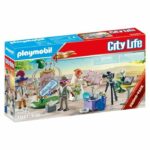 PLAYMOBIL – City life – Wedding couple and camera – Outdoor – White – Ages 4