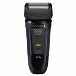Remington Style Series F4002 Electric Shaver Wet & Dry, Waterproof, Head Guard, ComfortTrim, Cordless/Mains 50min