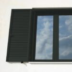 RIPOLIN Satin Wood Paint High Protection 10 years which Protects and Magnifies your Wood - Black - Image 3