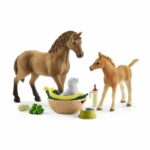 SCHLEICH - Baby care for Baby Animals of Horse Club Sarah - 42432 - Image 2
