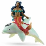 SCHLEICH figurine – Isabelle and her dolphin – bayala range