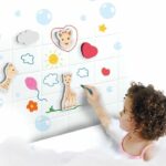 Sophie La Girafe - Colored pencil for bath and shapes - Image 2