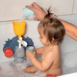 Smoby Little Smoby Hippo Bath Toy - Slide and Wheels for 18 Month Old Baby - Blue and Green - Image 4