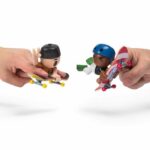 SPIN MASTER PACK OF 2 SK8 CREW Teak Deck (assorted) - Image 5