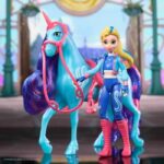SPIN MASTER UNICORN AND RIVER AND ISABEL DOLL BOX Unicorn Academy - Image 5