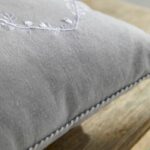 Cushion - TODAY - CHARME - Chambray x Petite broderie Constance - 40 x 40 cm - Image 2