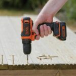 BLACK & DECKER Cordless screwdriver with 2 batteries and a 10.8 V box - Image 4